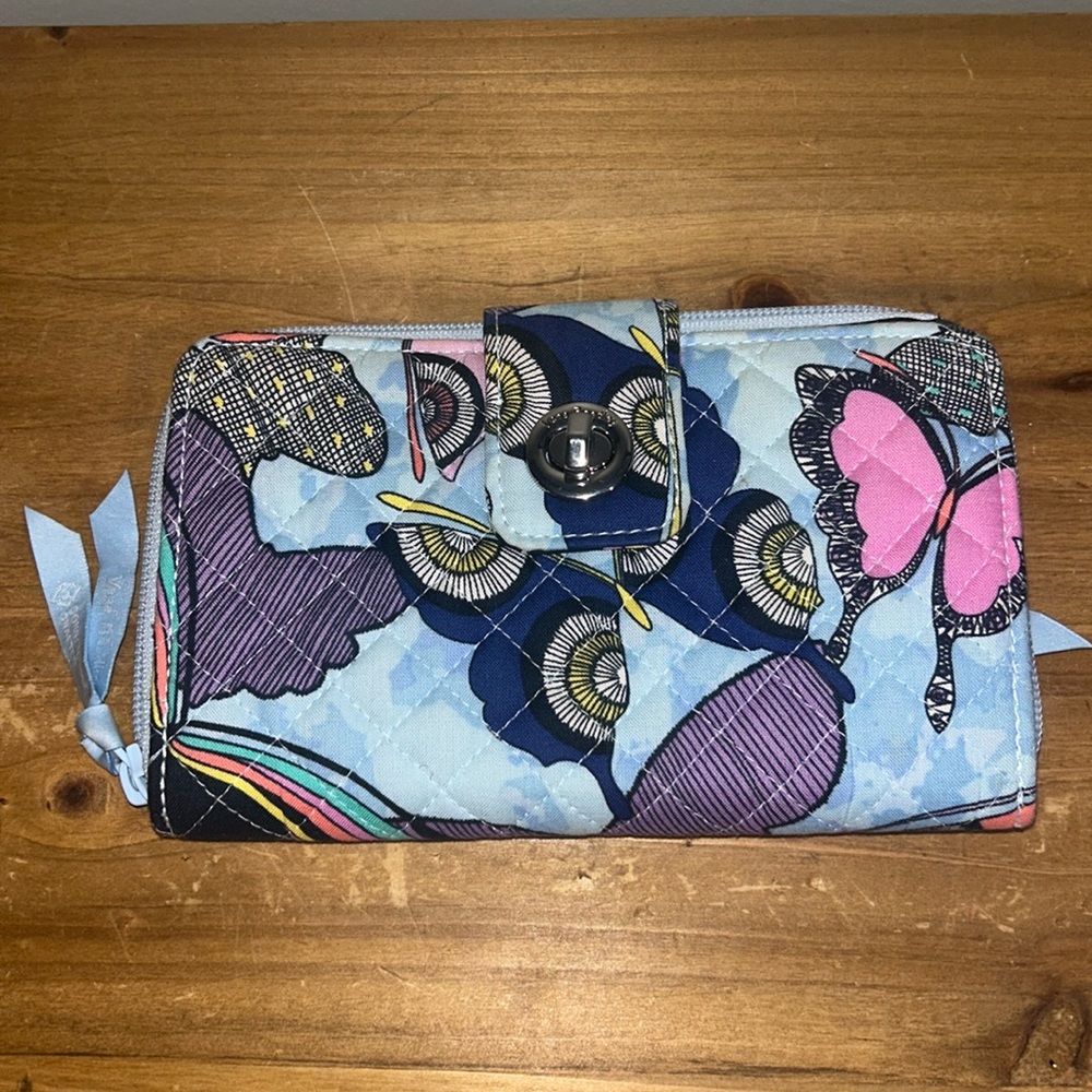 Vera Bradley butterfly by turnlock wallet